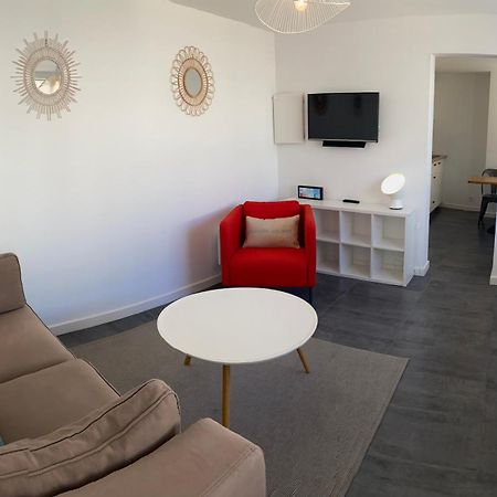 Votre Mini Maison En Plein Coeur Du Centre Ville -Terrasse - Et Parking Prive Sur Place Clos - Draps Et Menage Inclus Concarneau Luaran gambar
