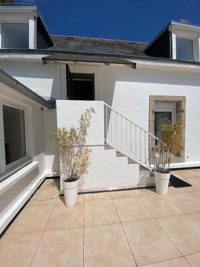 Votre Mini Maison En Plein Coeur Du Centre Ville -Terrasse - Et Parking Prive Sur Place Clos - Draps Et Menage Inclus Concarneau Luaran gambar