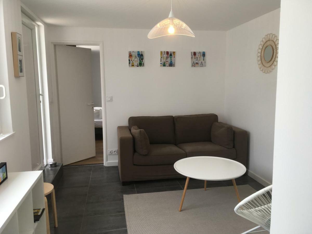 Votre Mini Maison En Plein Coeur Du Centre Ville -Terrasse - Et Parking Prive Sur Place Clos - Draps Et Menage Inclus Concarneau Luaran gambar